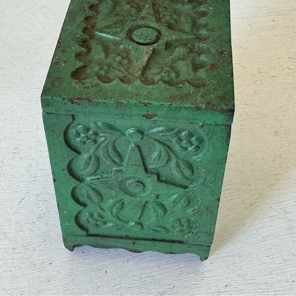 J & E Stevens Co. Cromwell Conn. Patd. 1897 Coin Bank Cast Iron Antique NO Key - Picture 6 of 10